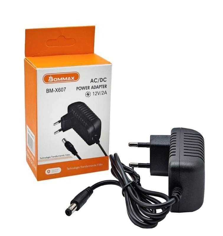 adaptador de energia AC/DC Trevo 9V/2A.